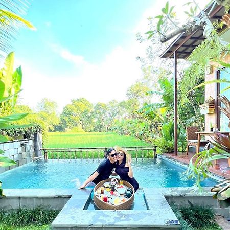 Nirankara Private Pool Villa - By Ubud Paradise Exterior foto