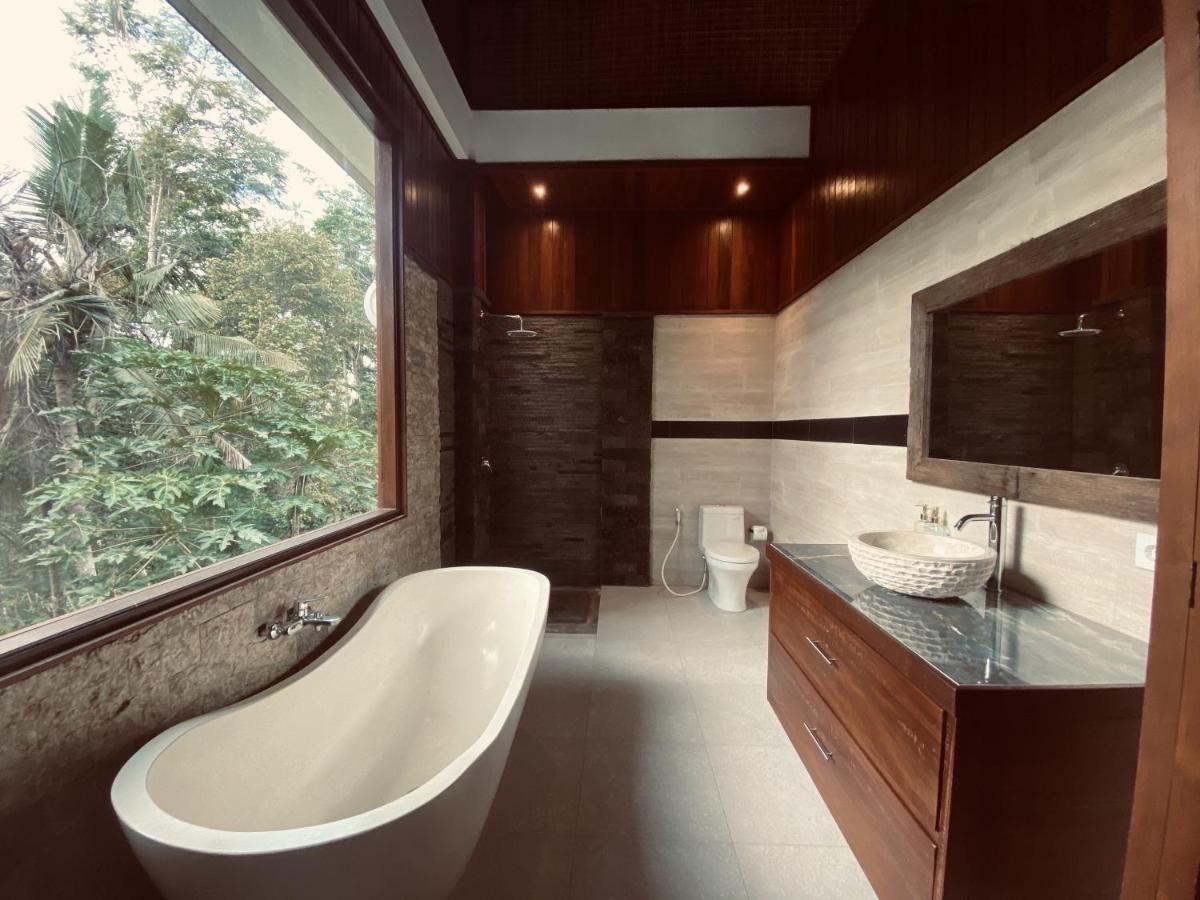 Nirankara Private Pool Villa - By Ubud Paradise Exterior foto